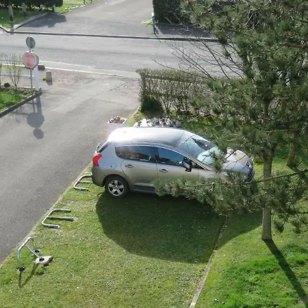 Deauville Plage 2 Bat A Appartement *